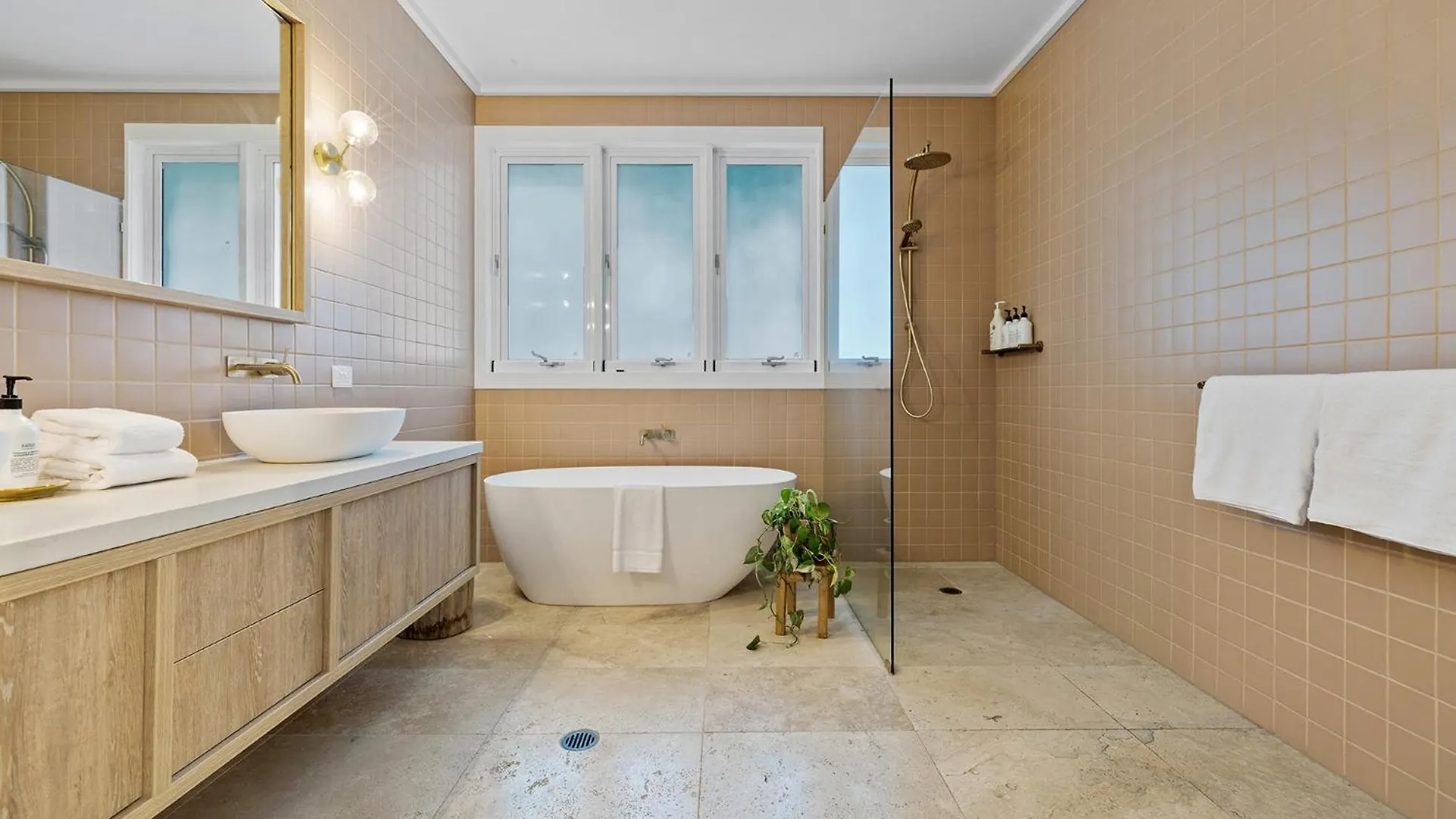 Holiday home Fuller Holidays - The Cedrics 2 - Luxury Home With Swimming Pool Byron Town Byron Bay