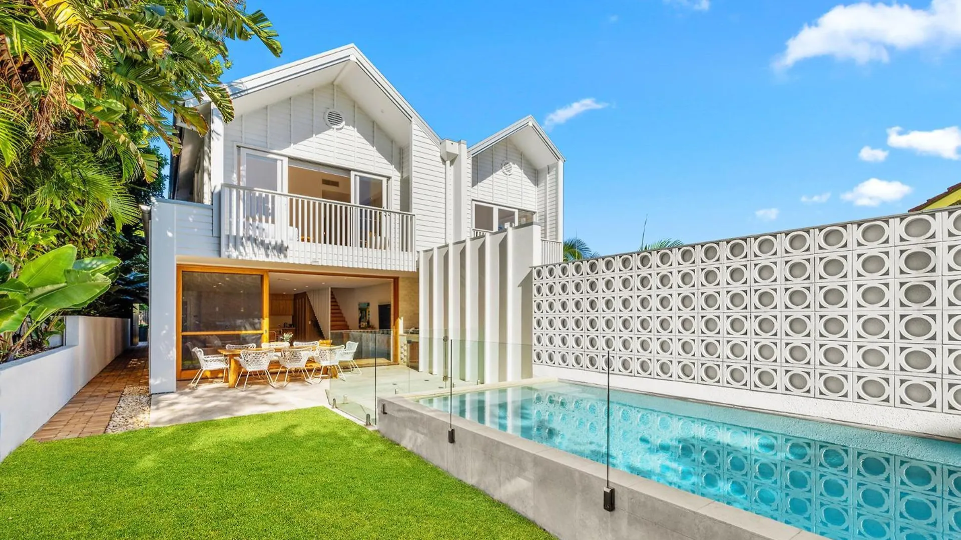Fuller Holidays - The Cedrics 2 - Luxury Home With Swimming Pool Byron Town Byron Bay